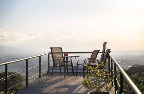 Roble Apartment | Dream Homes Vacaciones Heredia - 8.5 miles Airport
