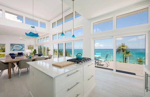 North Palmetto Point House | Dream House 3 Bedroom Home