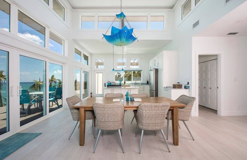 North Palmetto Point House | Dream House 3 Bedroom Home