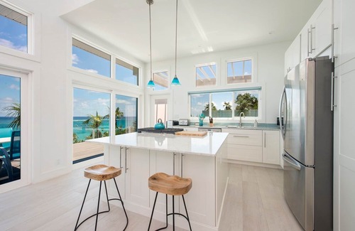 North Palmetto Point House | Dream House 3 Bedroom Home