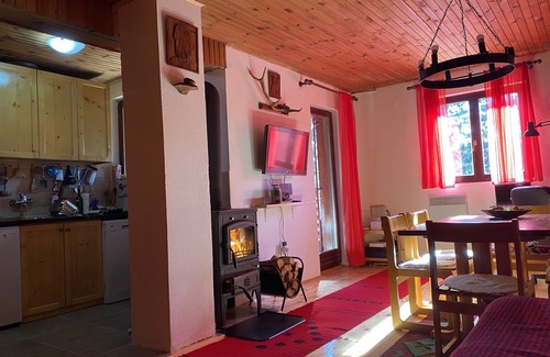 Pitomine House | Dream house close to the Black Lake
