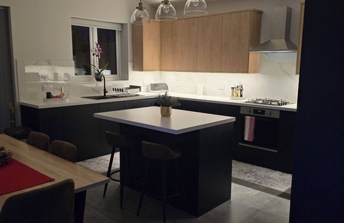 West Hendon House | Dream House on London/Pet Friendly