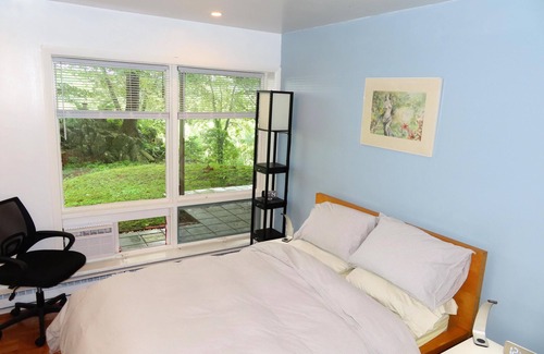 Shepherdstown House | Dream House on the Potomac River Canyon South Rim