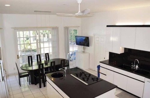 Encino House | Dream House - You'll Love Spending Time at Home!