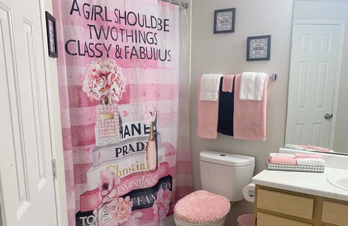 Fairbanks Apartment | Dream in Pink Houston