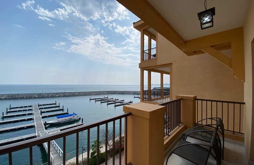 Al Kubus Apartment | Dream Inn - 2BR Apartment with Sea View in Fujairah