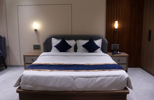 Wadhwan Hotel | Dream Inn By Nexottel