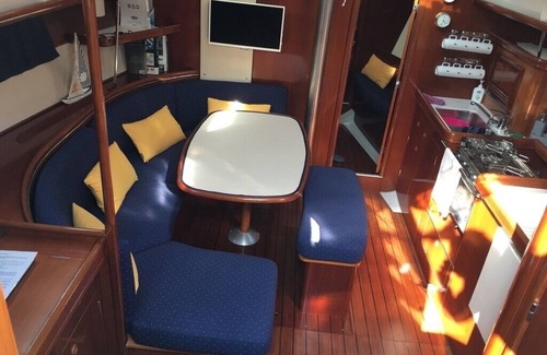 Mount Vesuvius - Pompei Boat Rental | Dream vacation on a sailboat with Captain Nicola