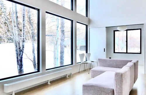 Niseko House | DREAM LIFE Onsen Villa