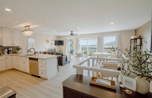 Palmer Lake House | Dream location- Mountain Views, Reservoir trails, small town, close to USAFA