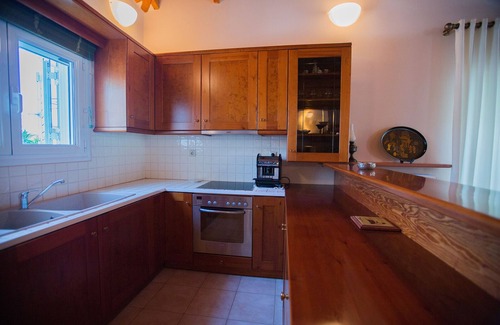 Loutraki House | Dream Loft near the beach and the city centre