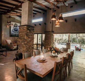 Marloth Park Cabin | Dream of Africa Bush Lodge
