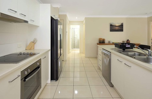 Shire of Sarina House | Dream On Ulysses - Quiet beachside family escape.