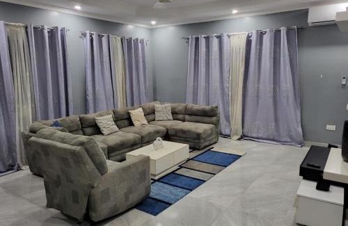 West Coast Division Apartment | Dream Stay