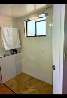 North Ward Apartment | Dream stay on the Strand, one bedroom apartment on the third floor
