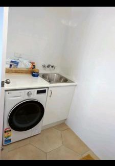 North Ward Apartment | Dream stay on the Strand, one bedroom apartment on the third floor