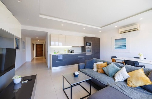 Il-Balluta Apartment | Dream Stay one bedroom apartment in Balluta