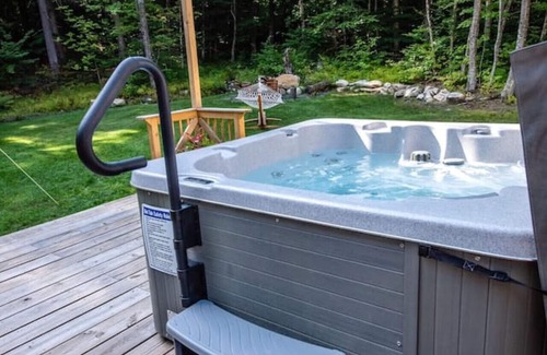 Stratton Cabin | Dream Stratton Forest Cabin w/Hot Tub & Fast WiFi