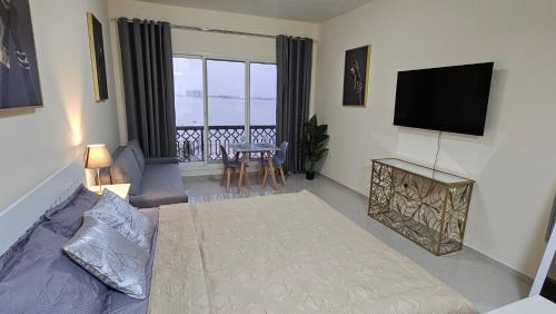Bab Al Bahr Apartment | Dream studio panoramic beach and sea view