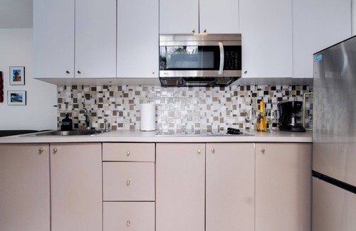 Isla Verde House | Dream Studio - Walk to Beach - 1BR/1BA/AC/WIFI