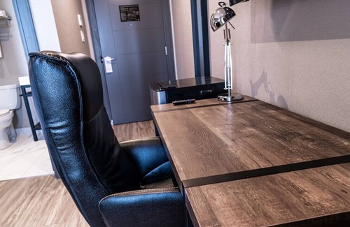 Northeast Mississauga House | Dream Suites Boutique Hotel - Private room in Mississauga