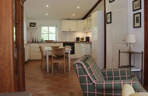 Bothmer Cottage | Dream vacation: Country house apartment as a vacation home with exceptional charm