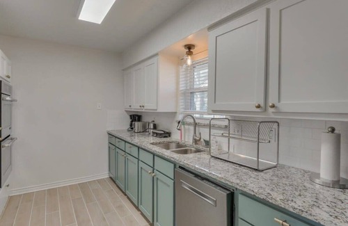 Garland House | Dream Vacation Home with Pool for Large Groups!