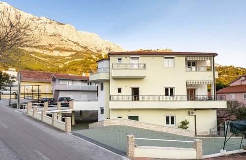 Krvavica Apartment | DREAM VACATION, SEA VIEW, BEACH NEAR