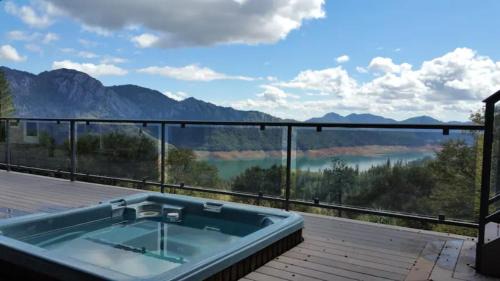 Lakehead House | Dream View Lake House