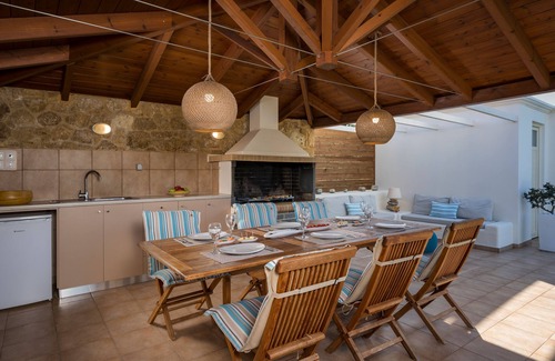Afrata Villa | Dream Villa Georgia-Full Privacy-Heated Pool, Jet-Tub
