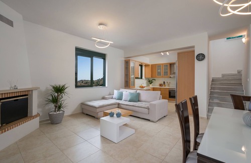 Afrata Villa | Dream Villa Georgia-Full Privacy-Heated Pool, Jet-Tub