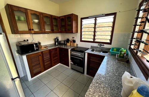 Galu House | Dream villa Maisha Mazuri with staff