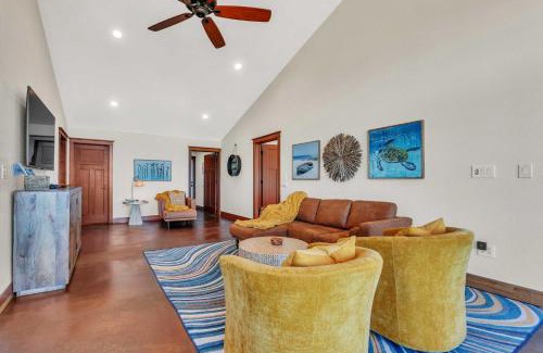 Manchester House | Dream Weaver House with Hot Tub and Ocean View!