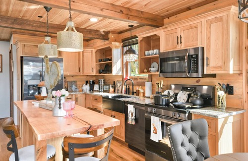 Smithsburg Cabin | Dreamcatcher Cabin ~Scenic views with BIG sky hues