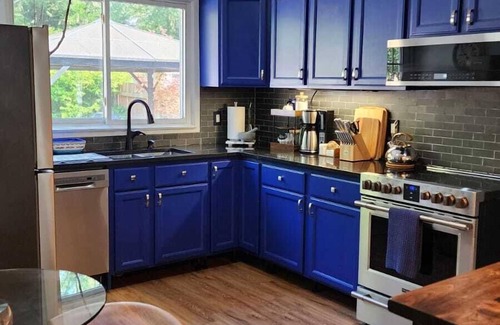 Colchester House | Dreamcatcher Coast House