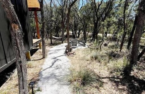 Leakey Cabin | Dreamers Cozy Cabin