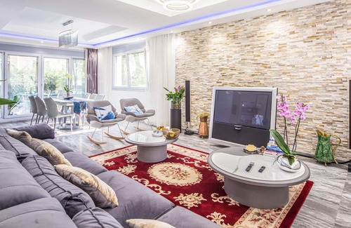 Riba-roja de Turia House | Dreaming of cozy vacations with your family in Spain?
