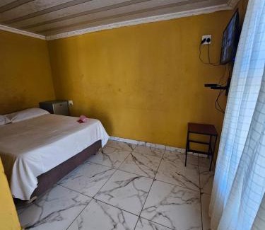 Dzanani House | DreamLand Guest Lodge