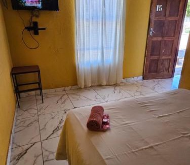 Dzanani House | DreamLand Guest Lodge