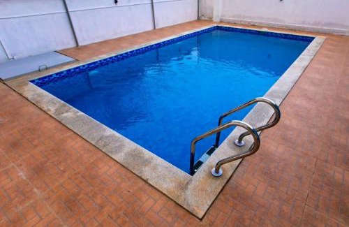 Kuilapalayam Apartment | Dreamland Retreat with Swimming Pool