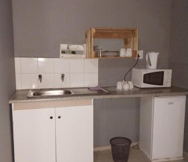Keetmanshoop Apartment | Dreamland Self Catering and Backpackers CC