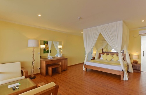 Hirundhoo Resort | Dreamland Unique Sea and Lake Resort Spa