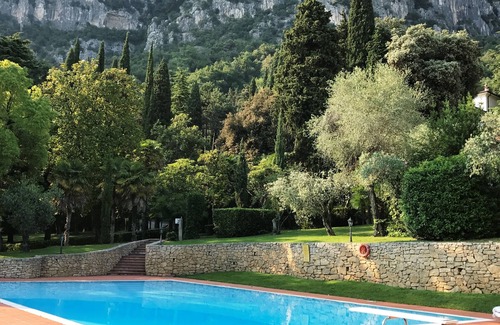 Corno Apartment | Dreamlike apartment in "Parco Villa San Vigilio"