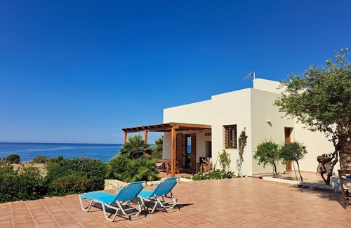 Keratokambos House | Dreamlike view of landscape and sea - holiday home Keratokampos, Crete
