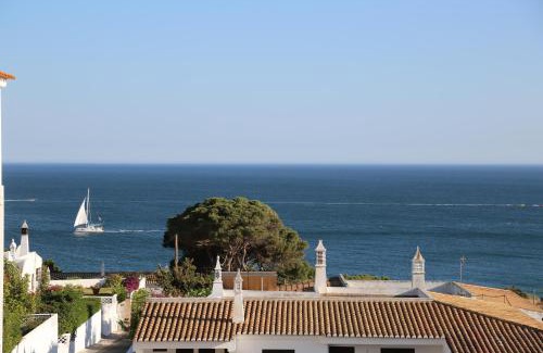 Olhos D'Agua Apartment | Dreamly Sea