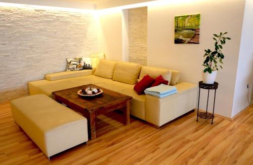 Oslip House | Dreamly Suites