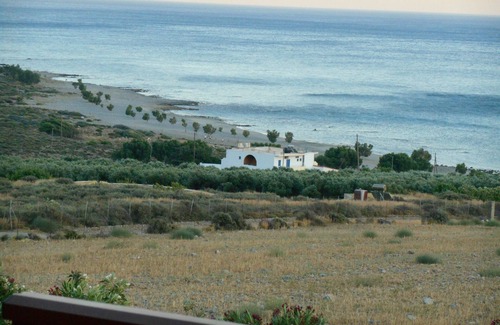 Fragkokastello Apartment | Dreams Days Holiday House with a panoramic view next to the sea, pool & gardens