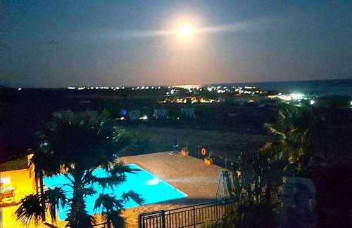 Fragkokastello Apartment | Dreams Days Holiday House with a panoramic view next to the sea, pool & gardens