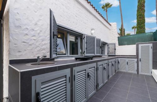 Maspalomas Ski Chalet | Dreams Home