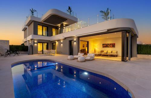 Los Alcazares Villa | Dreamscape Villa by Fidalsa